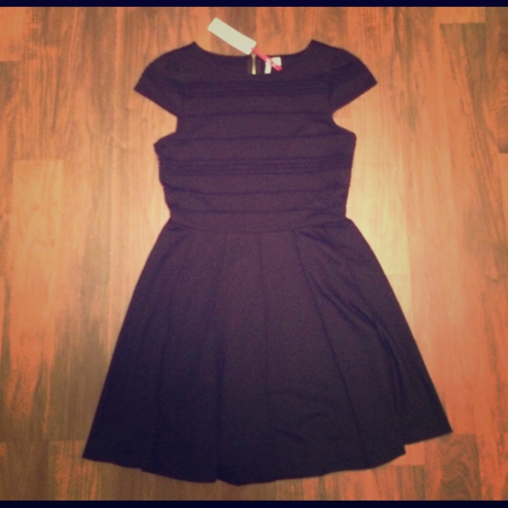 Elle by Kohl’s perfect little black dress!!!
